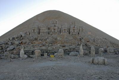 Mount Nemrut_Hierothesion_